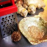 turmeric milk nutmeg